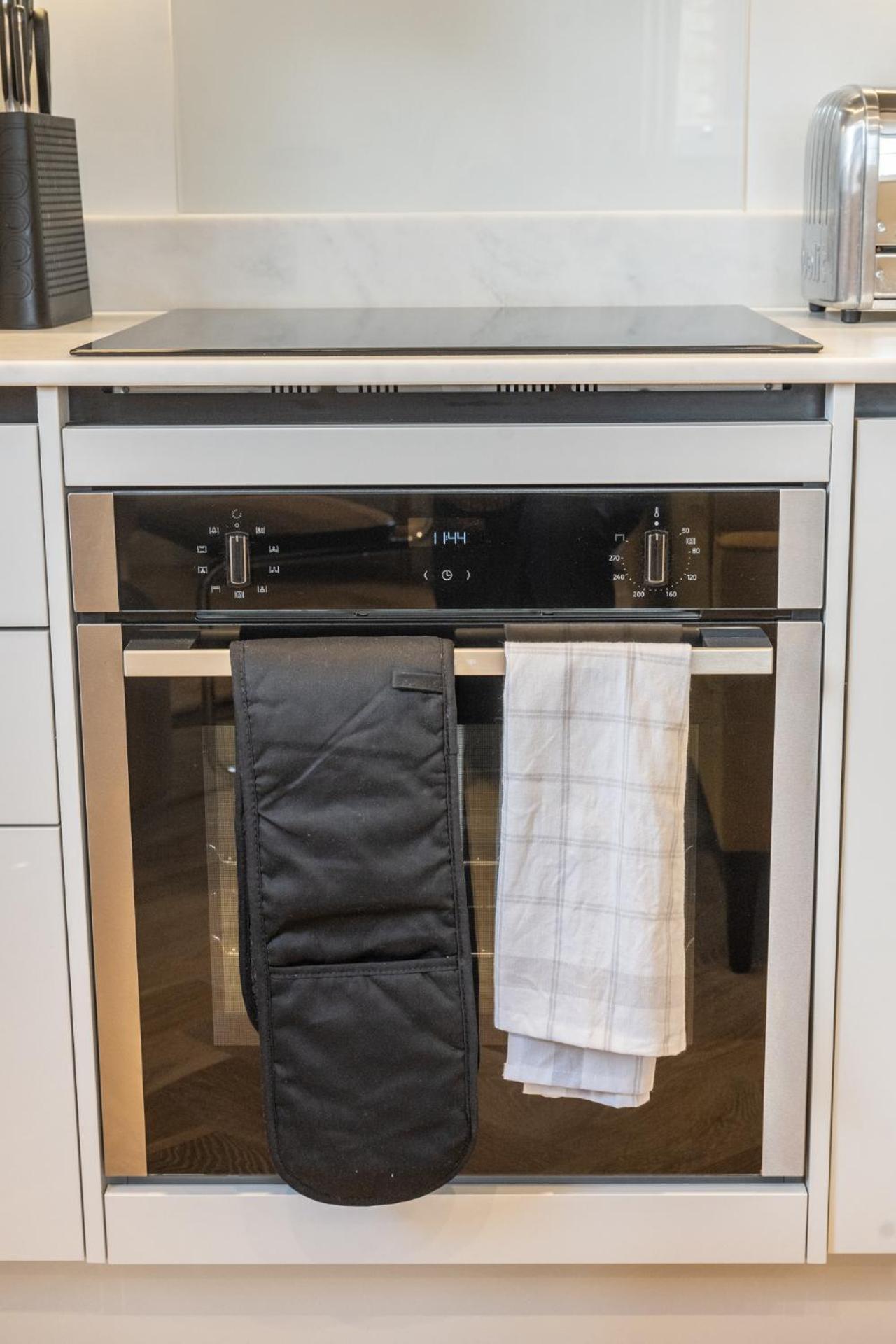 Modern, Stylish Newly Refurbished 2Nd Floor Apartment In Fitzrovia London Exterior foto