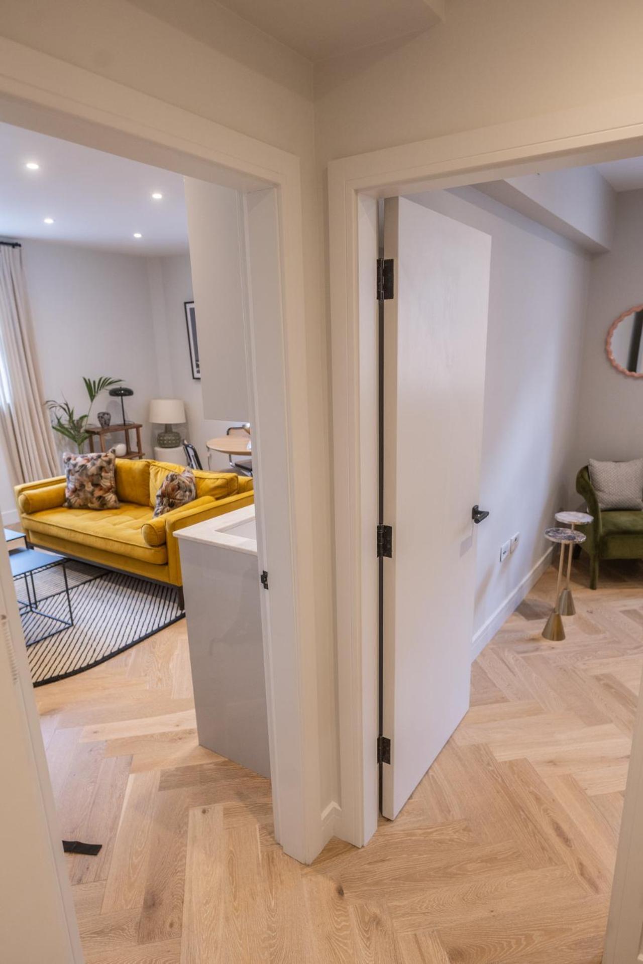 Modern, Stylish Newly Refurbished 2Nd Floor Apartment In Fitzrovia London Exterior foto