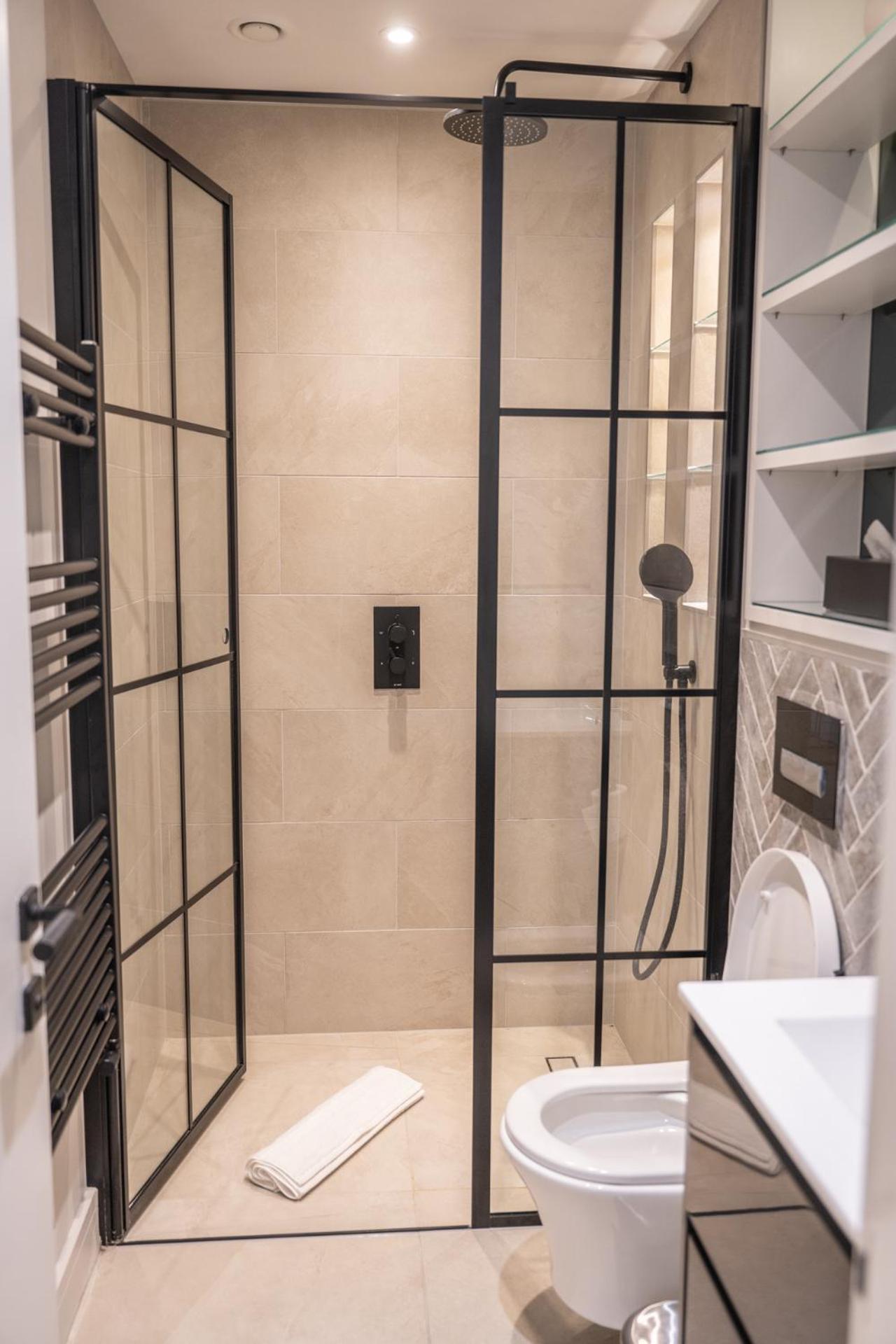 Modern, Stylish Newly Refurbished 2Nd Floor Apartment In Fitzrovia London Exterior foto